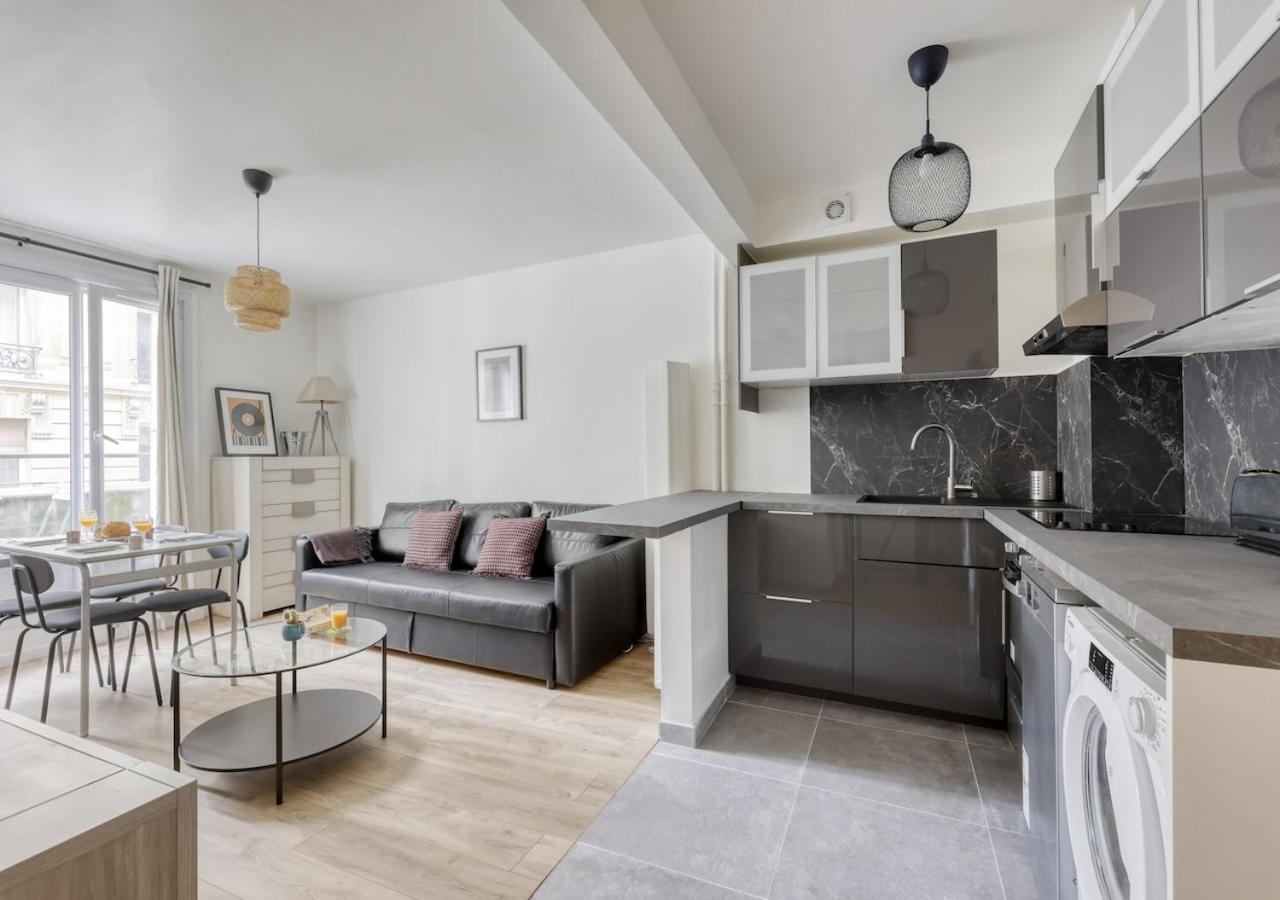 Appartamento Splendid 2bdrs Flat With Balcony-paris 15 - Mid T Parigi