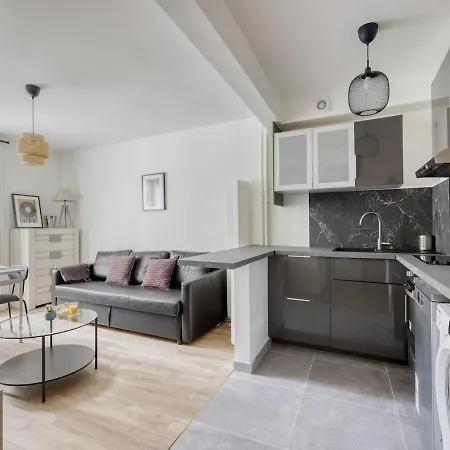 Appartamento Splendid 2bdrs Flat With Balcony-paris 15 - Mid T Parigi
